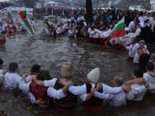 Емисари на ЮНЕСКО идват в Калофер за мъжкото хоро на Йордановден
