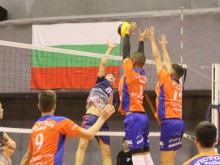 Пловдивско дерби по време на тристранен турнир в Стара Загора