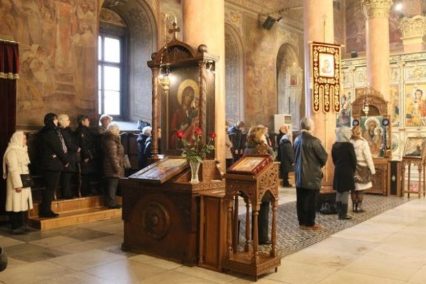 Blagoevgrad24 bg
Православната църква отбелязва Ивановден днес Това е денят на Св