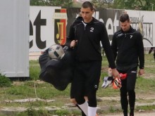 Вратар на Локо ще се пробва във Верона