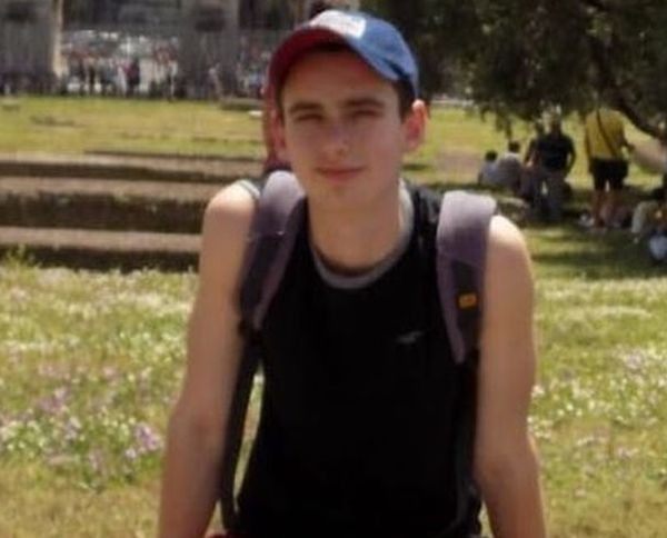 18-годишният Симеон почина от травмите си след катастрофата на 22