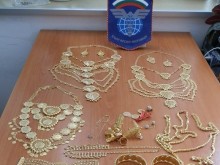 Контрабандни златни накити задържаха на Капитан Андреево