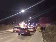 Много тежка катастрофа в "Южен", режат една от колите