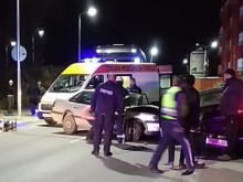 От мястото на тежкото ПТП в Пловдив: Шофьор: Мазало! Друг: Затвориха пътя, току-що извадиха пострадалия!