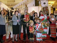 Кукери гониха злите сили от парламента