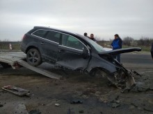 3 чисто нови луксозни джипа се потрошиха на "България", щетите са за 1 млн. лева според очевидец!