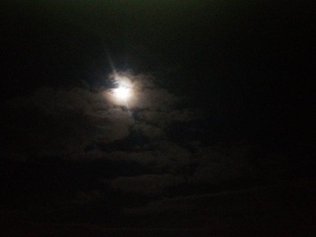радио Фокус Облаци скриха пълното лунно затъмнение над Варна Това каза