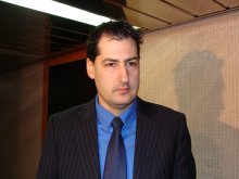 Иван Тотев затруднен да направи списъка за улиците за ремонт