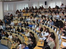 Държавата погаси 81 бона по кредит на студент