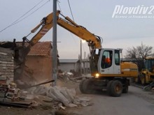 Има подадени жалби срещу събарянето на ромските къщи във Войводиново
