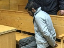 Извергът, пребил възрастна жена за 35 лева, остава в ареста