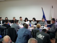 Управляващите от ДПС в Куклен бранят скандален бюджет с крясъци
