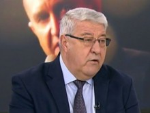Гърневски с остра атака срещу президента, Нинова и Йончева