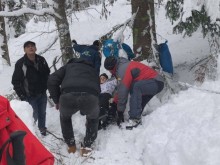 Трима пострадали при инцидента с лифта в Пампорово! Хора са скачали от седалките, за да не измръзнат