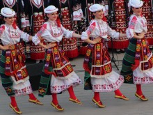 Концерт-спектакъл на фолклорен ансамбъл "Тракия" за 3 март