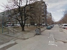 Шок за пловдивчанка в парк минути след излизането й от хипермаркет! Когато се успокои, набра 112!