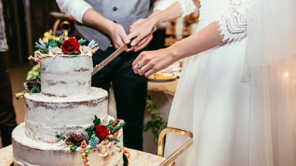 Младоженци се разведоха само три минути след церемонията в Кувейт,