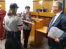 Върнаха делото срещу Иванка Ройдова