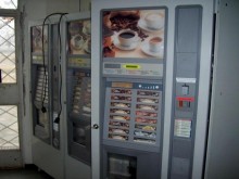 Условни присъди за професионални разбивачи на кафемашини