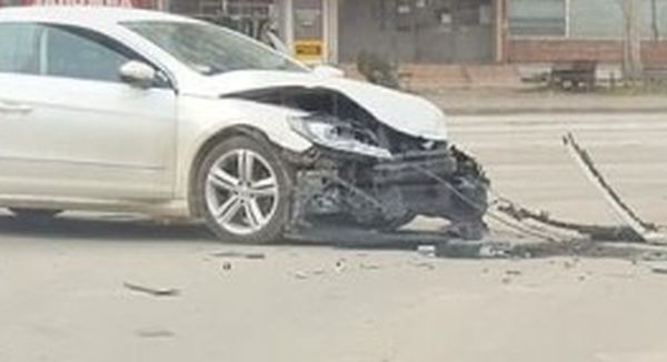Шофьор на градус предизвика катастрофа вчера в Сопот Около 4 30