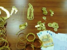 Хванаха контрабанда за хиляди евро скрита в шоколад