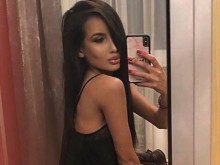 Щерката на Фатик: Средният пръст е голямата ми любов!