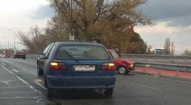 Двама шофьори са с наранявания след катастрофа в Пловдив Съобщението