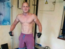 Само един час преди да се предаде убиецът от Кюстендил шокиращо написа: Ne sm ybiec...
