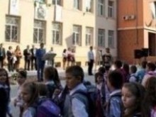 Момче, момиче или джендър? Скандална анкета иска българските ученици сами да определят какъв пол са