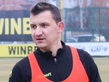 Ботев към Неделев: Преподписваш и ти вдигаме с 50 процента заплатата