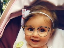 Малкото ангелче Алекс се нуждае от помощ, нека й дадем шанс!