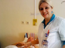 Разтърсващият разказ на медицинска сестра: Заплашват, че ще ни сменят с филипинки, а заплатите се определят на база политическа принадлежност!