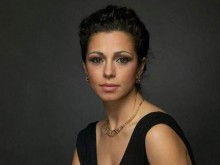 Тежки грижи налегнаха хубавата Елена Петрова, стана кожа и кости
