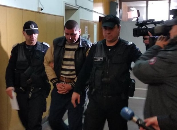 Varna24.bg
Варненския окръжен съд наложи най тежката мярка за неотклонение задържане