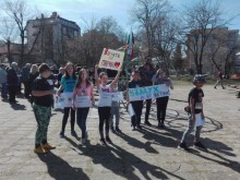 Изключително емоционален протест на жителите на район "Северен": Искаме си парка!