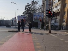 Опасно! Пешеходци по велоалеите в Пловдив!