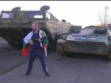 Динко взе нов танк: Ще събарям къщите на роми, ако посягат на възрастни хора