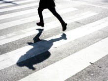 Дете е в тежко състояние, след като шофьор го премаза на пешеходна пътека