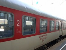 Смяната на часовото време в неделя ще засегне десетки влакове