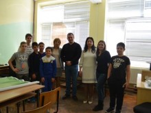 Кметът на Раковски отново стана ученик