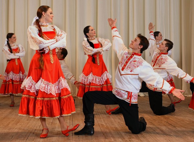 Най-старият музикално-танцов ансамбъл на Русия - световноизвестният Кубански казашки хор