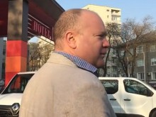 Собственикът на "Лайпциг" проговори за мелето пред хотела!