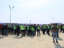 Такава е атмосферата преди ритуалното запалване на камион в Пловдив