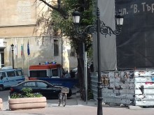 Инцидент в сърцето на Пловдив, един е откаран в болница!