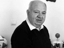 Тъжна новина! Инфаркт покоси доайен в родния футбол!