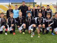 Бивши "смърфчета" спечелиха турнир в Пловдив, победиха Ботев във финала