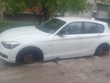 Първи кадри на "оглозганото" в Пловдив БМВ!