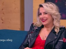 Поли Генова роди, ето как се чувства