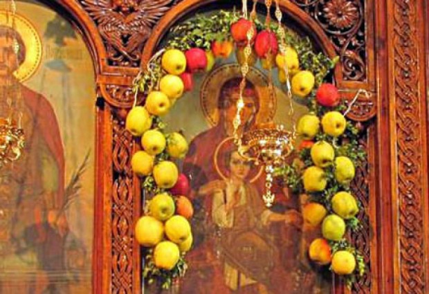Православната църква отбелязва днес Акатистова събота Празникът Златна ябълка е