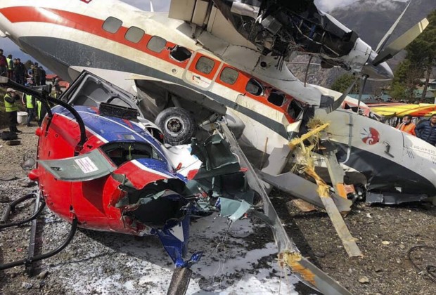 ЕПА БГНЕС
Тежка авиокатастрофа в Непал Най малко двама души загинаха а други